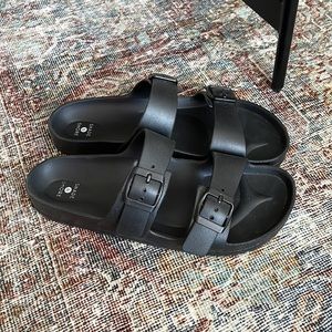 Shade and Shore sandals Birkenstocks lookalike 10 worn once